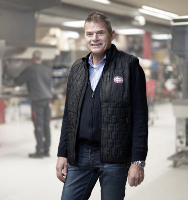 Med JEROS’ servicegaranti i ryggen. Lad os finde den rette løsning til jeres produktion