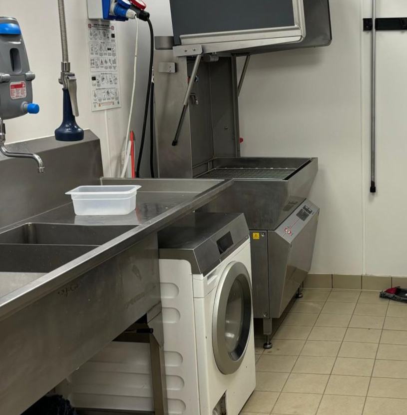 Clean smarter: Learn how McDonald’s Wolverhampton elevates hygiene