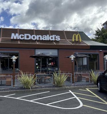 Lernen Sie McDonald’s Wolverhampton kennen. Ein Vorzeigerestaurant – gebaut für Geschwindigkeit und Leistung